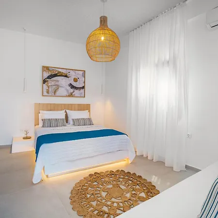 Selana Chora Serifos Town