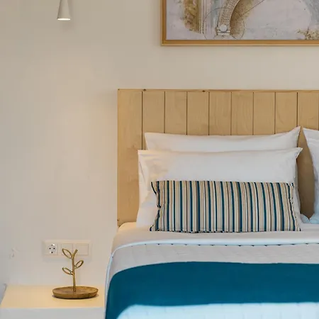 Selana Chora 4* Serifos Town