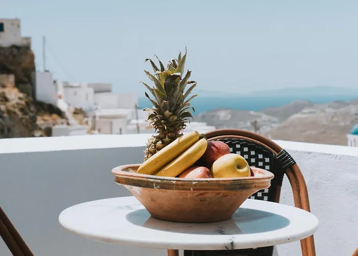 Selana Chora Serifos Town