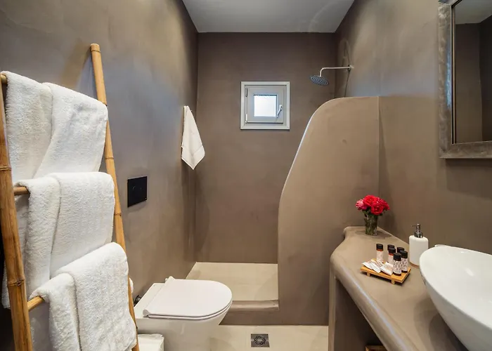 Selana Chora Guest house